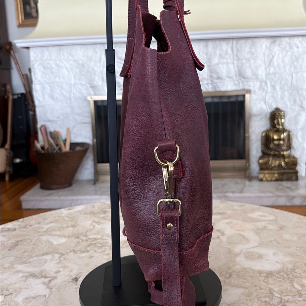 Roots Soft Leather Tote | Burgundy | Dual Handles + Crossbody Strap - Picture 9 of 16